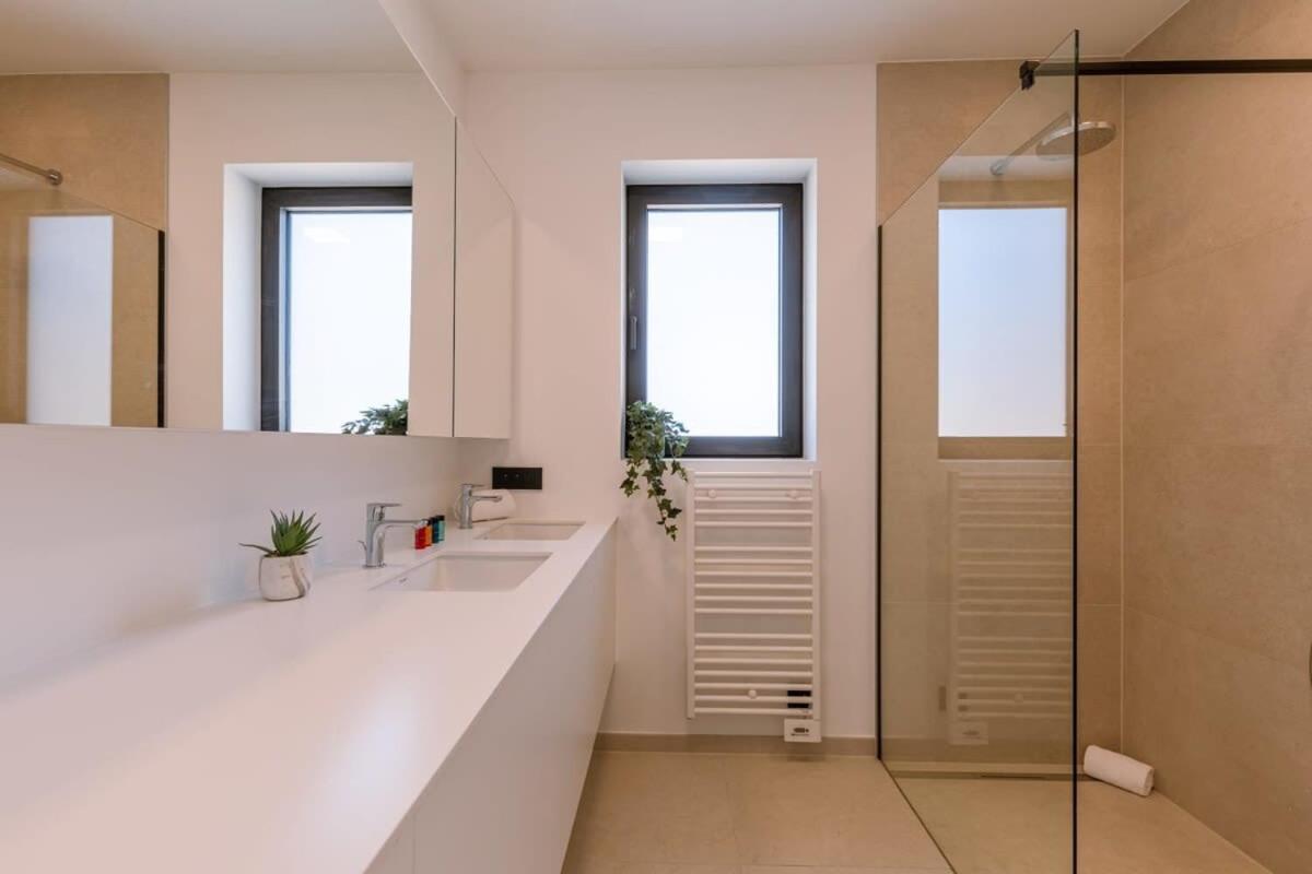 New, Luxurious And Modern Apartment With Private Parking Koksijde Zewnętrze zdjęcie
