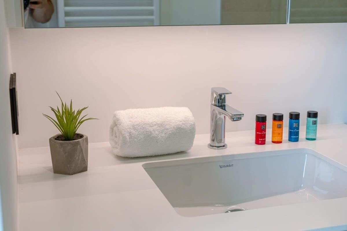 New, Luxurious And Modern Apartment With Private Parking Koksijde Zewnętrze zdjęcie