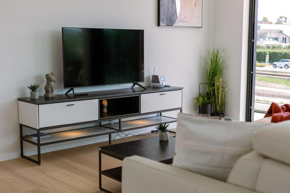 New, Luxurious And Modern Apartment With Private Parking Koksijde Zewnętrze zdjęcie